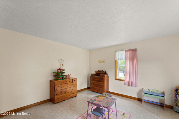 Listing Image 48