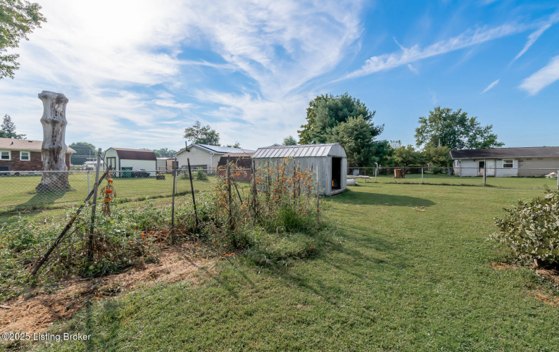 Listing Image 14
