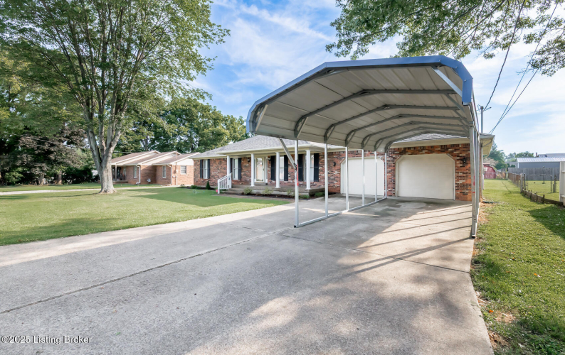 Listing Image 3