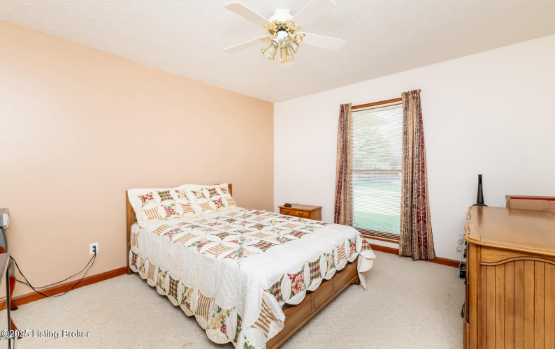 Listing Image 55