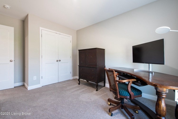 Listing Image 23