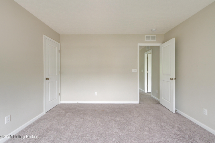 Listing Image 26