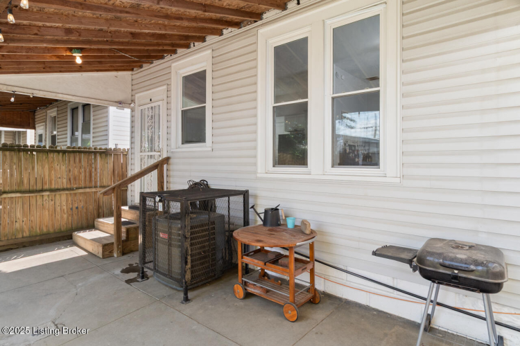 Listing Image 25