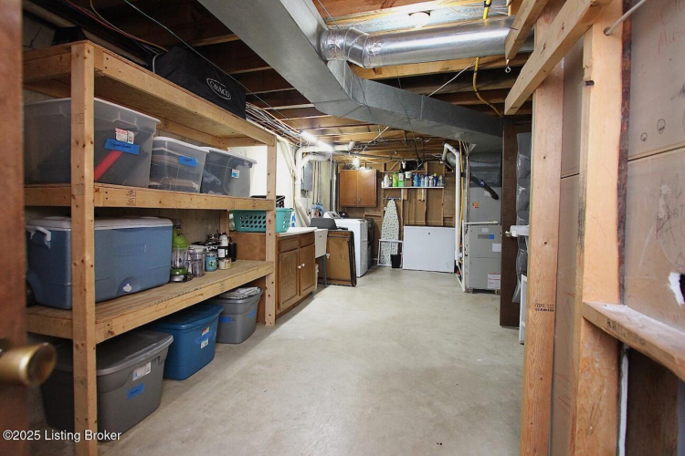 Listing Image 36