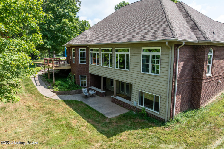 Listing Image 43