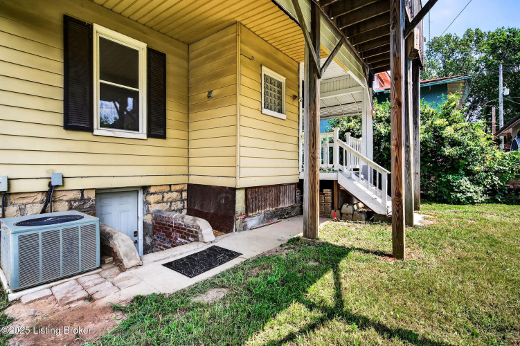 Listing Image 45