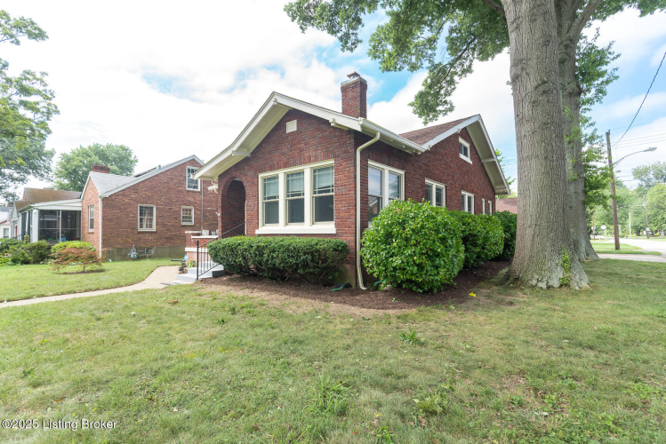 Listing Image 42