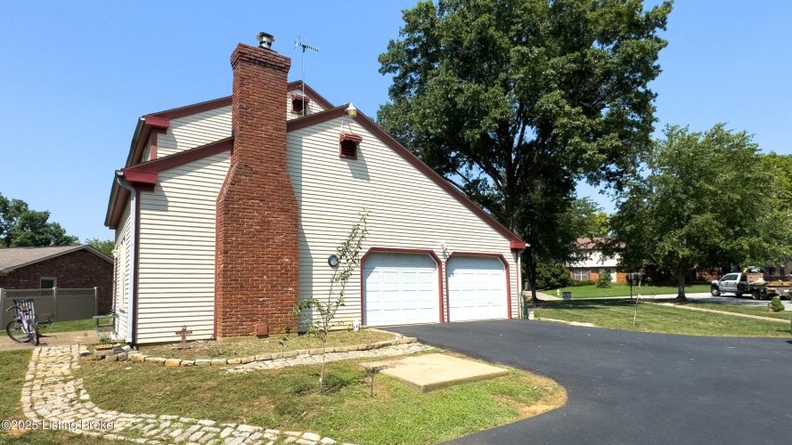 Listing Image 32