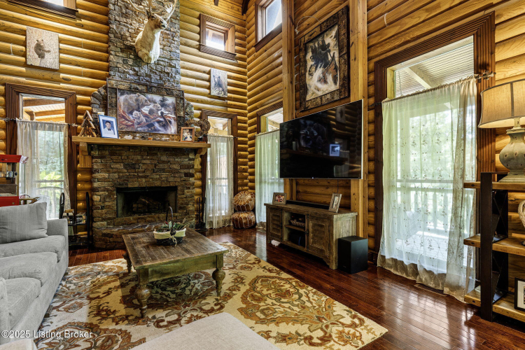 Listing Image 14