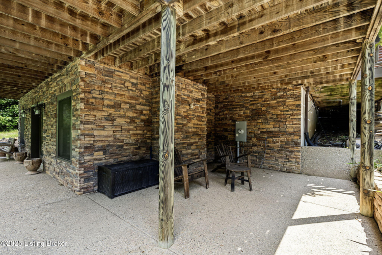 Listing Image 58