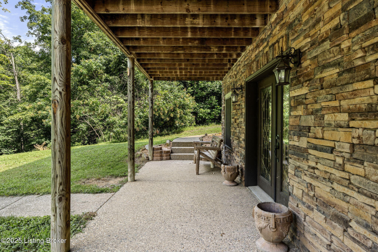 Listing Image 59