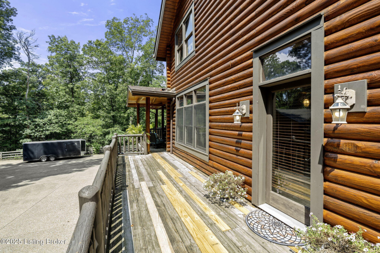 Listing Image 64