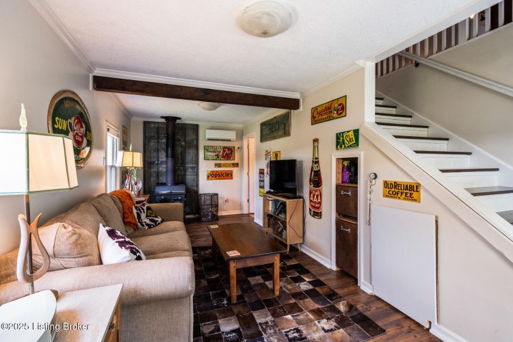 Listing Image 59