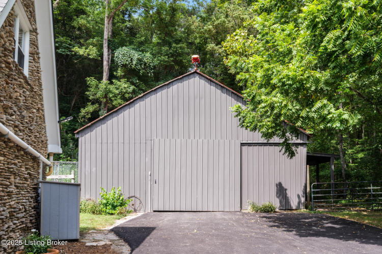 Listing Image 74