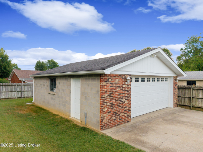 Listing Image 33