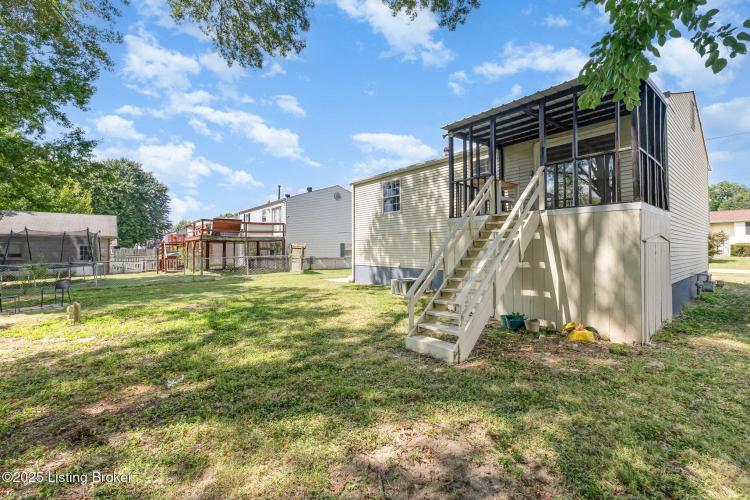 Listing Image 24