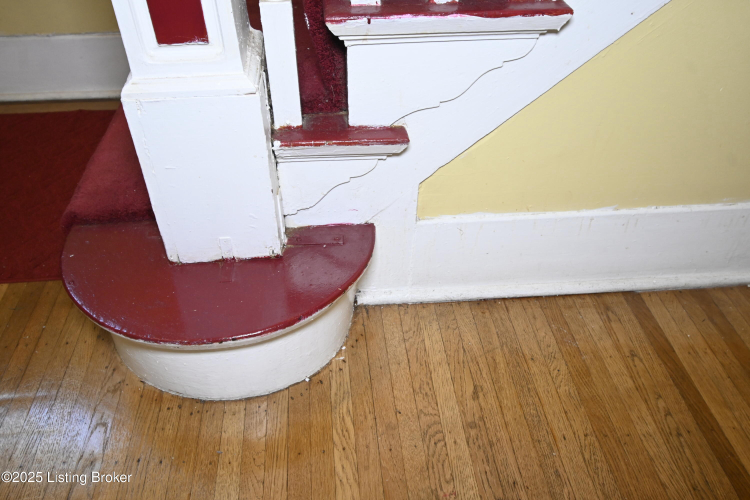 Listing Image 18