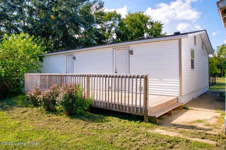 Listing Image 15