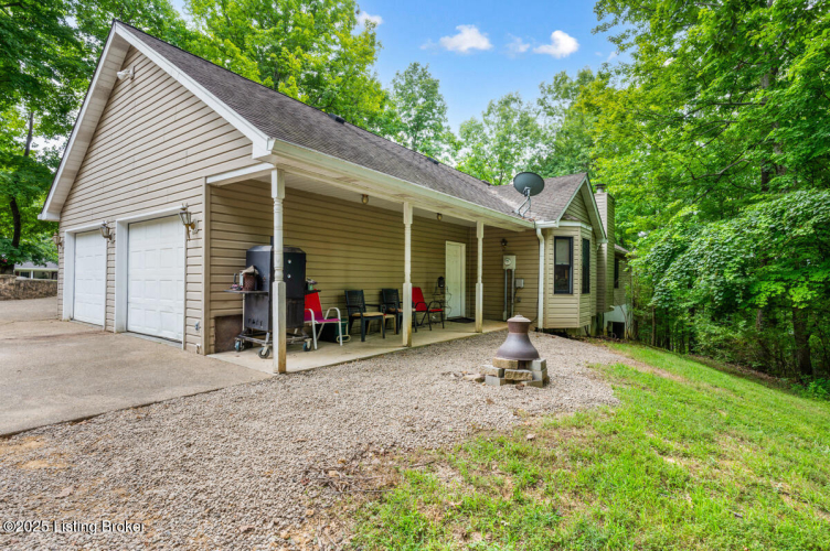 Listing Image 28
