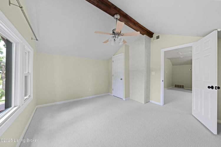 Listing Image 28