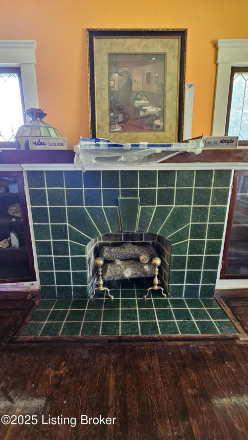 Listing Image 2
