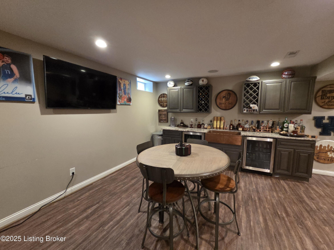 Listing Image 57
