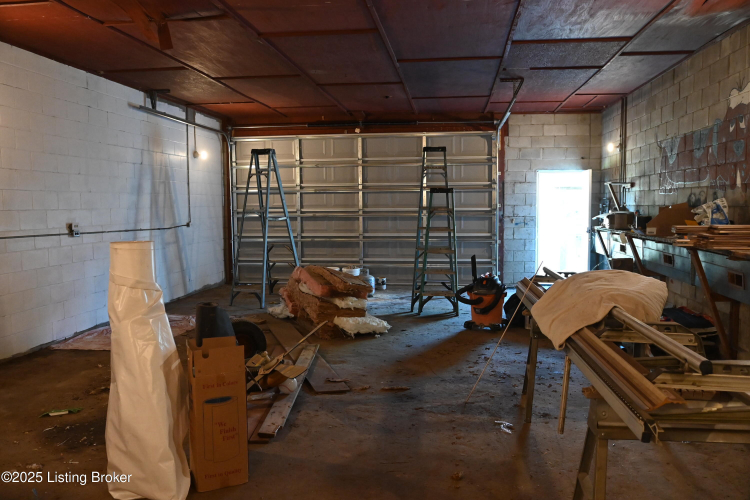Listing Image 28