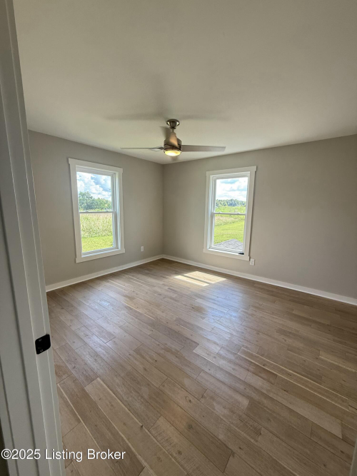 Listing Image 48
