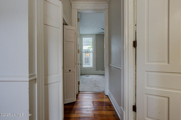 Listing Image 37