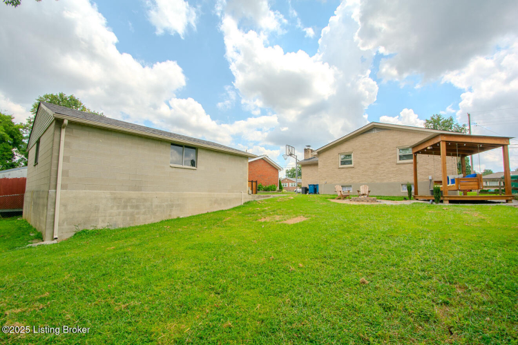 Listing Image 45