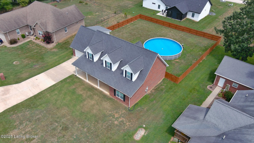 Listing Image 11
