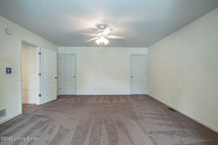 Listing Image 74