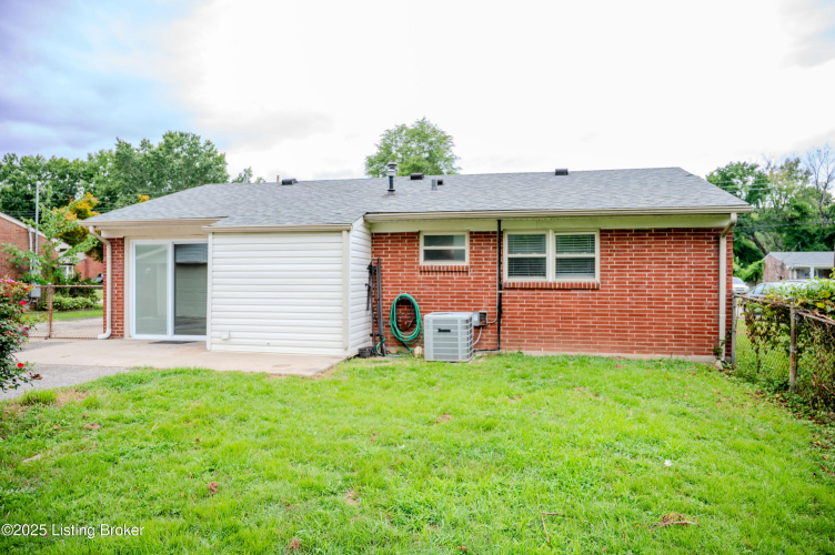 Listing Image 23