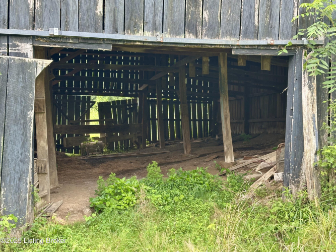 Listing Image 28