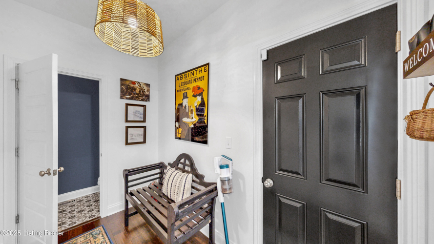 Listing Image 21