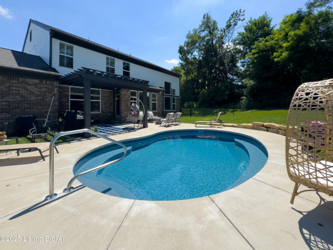 Listing Image 44