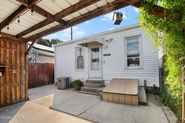 Listing Image 37