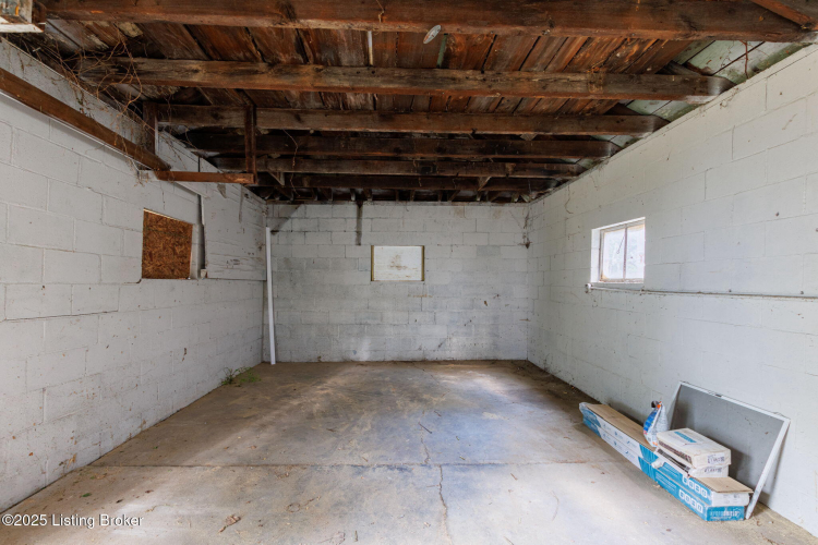 Listing Image 28