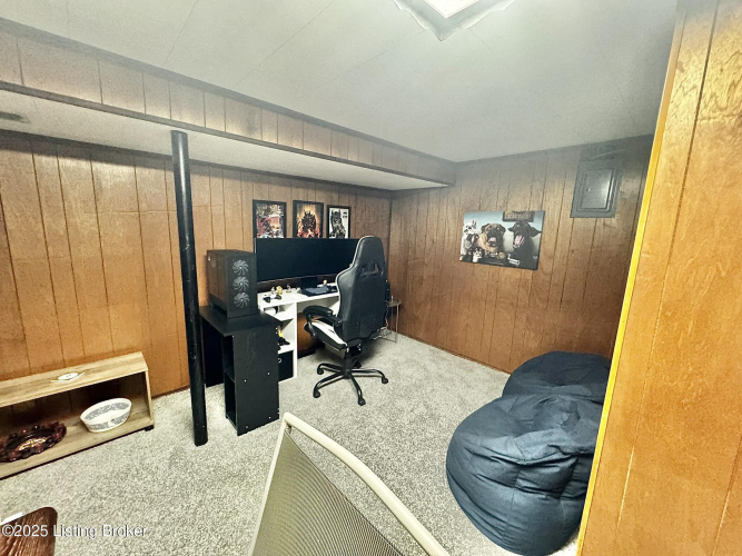 Listing Image 27