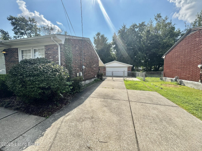 Listing Image 35