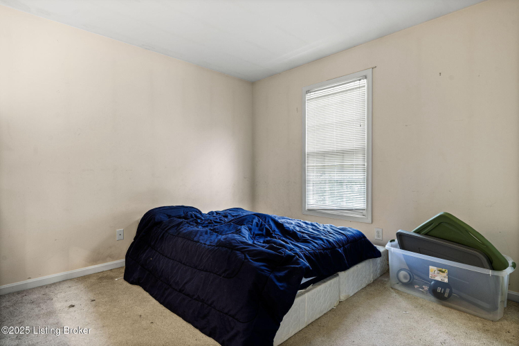 Listing Image 24
