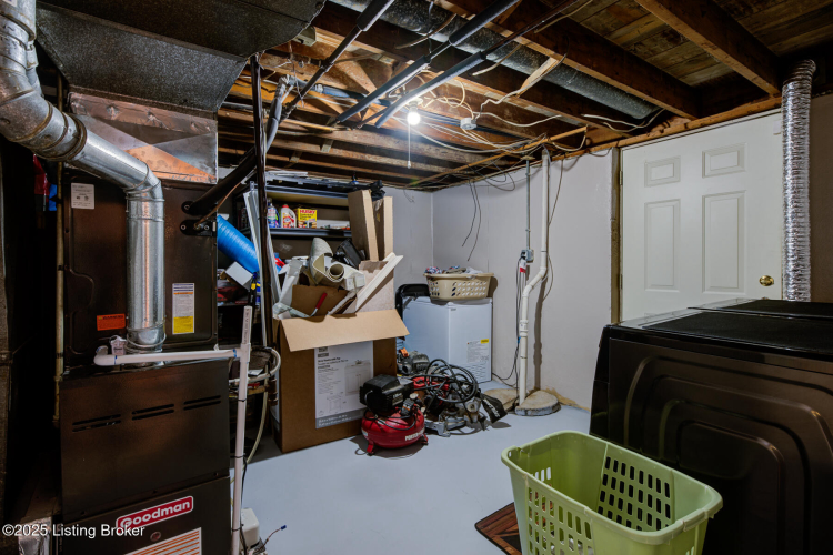 Listing Image 21