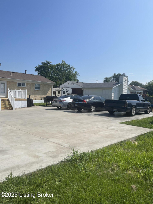 Listing Image 27