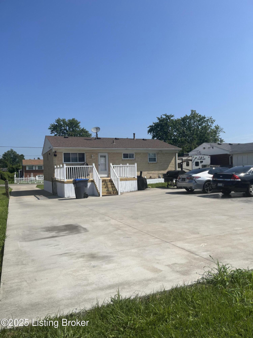 Listing Image 28