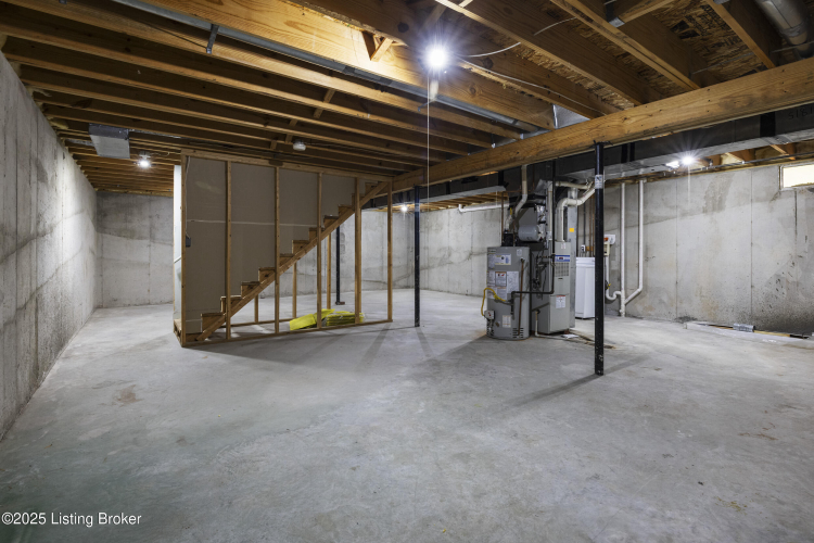 Listing Image 25