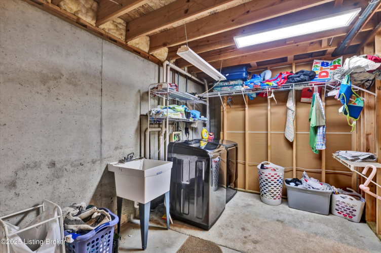 Listing Image 35