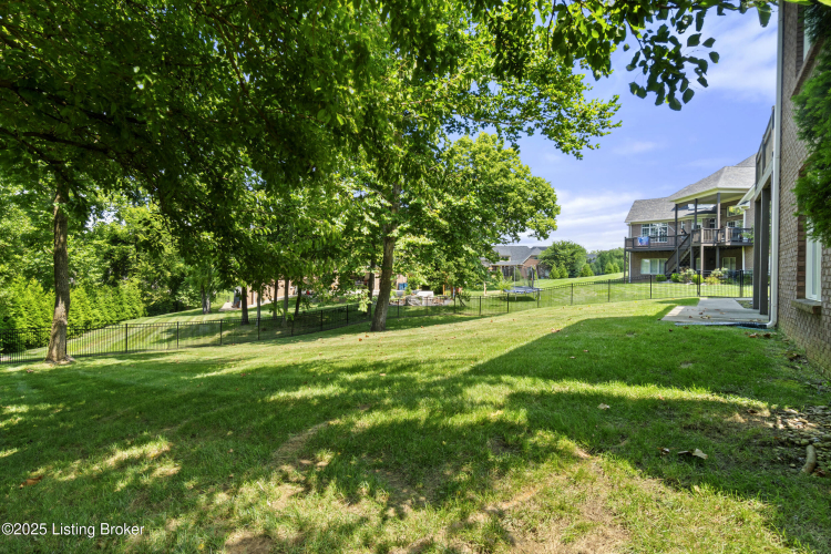 Listing Image 46