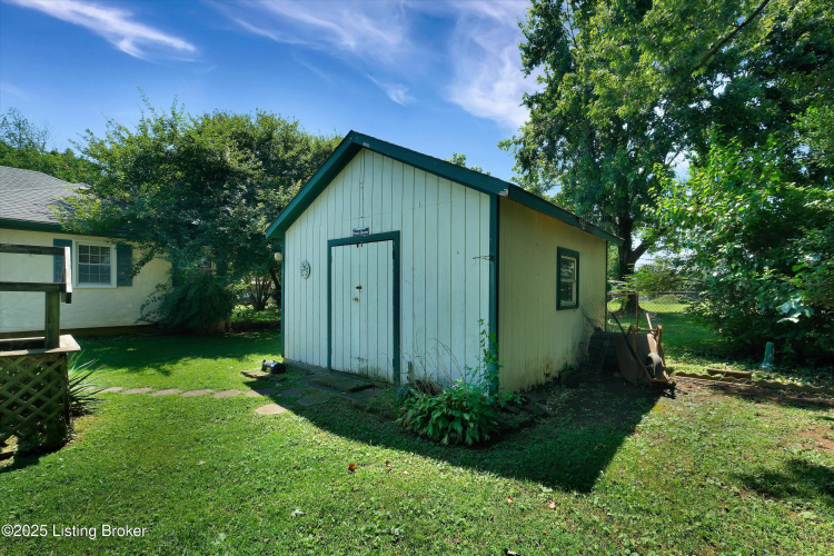 Listing Image 38