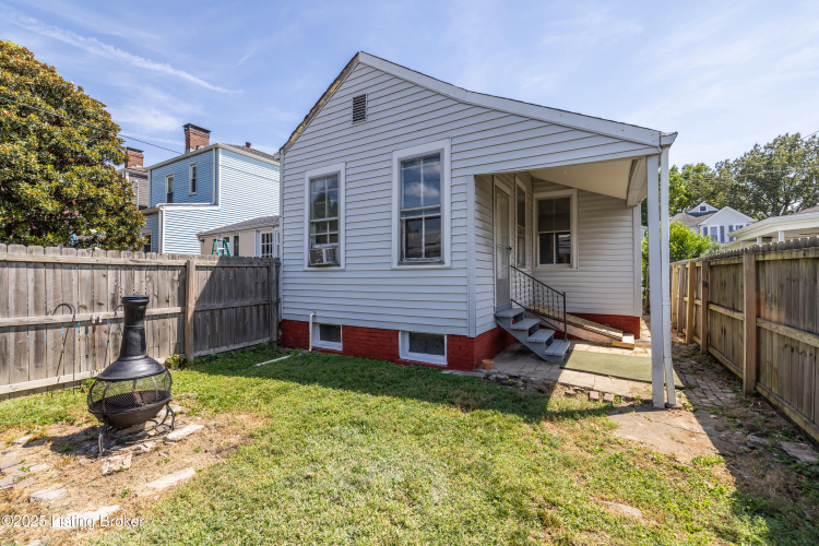 Listing Image 19