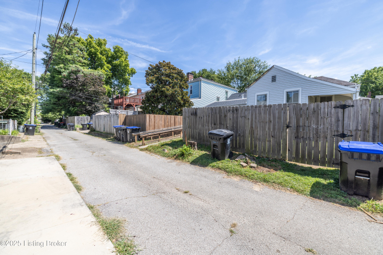 Listing Image 20